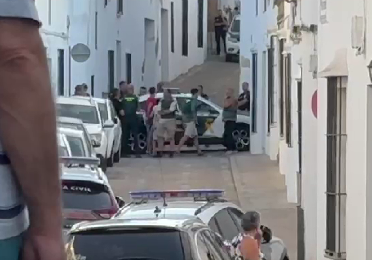 La Guardia Civil detiene al hombre que se había atrincherado en Fregenal