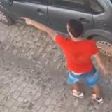 Vídeo | Un hombre se atrinchera y amenaza con matar a sus padres en Fregenal