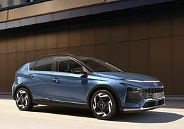 La luz diurna se extiende a lo ancho del frontal, lo cual es una firma de identificación de día y de noche.