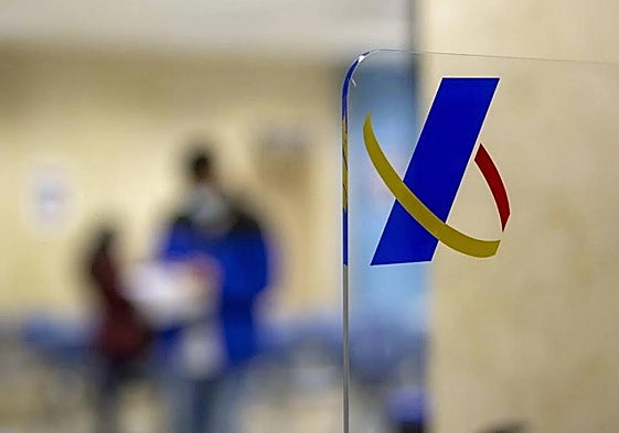 Nueva estafa relacionada con Hacienda: no caigas en la trampa si recibes este SMS