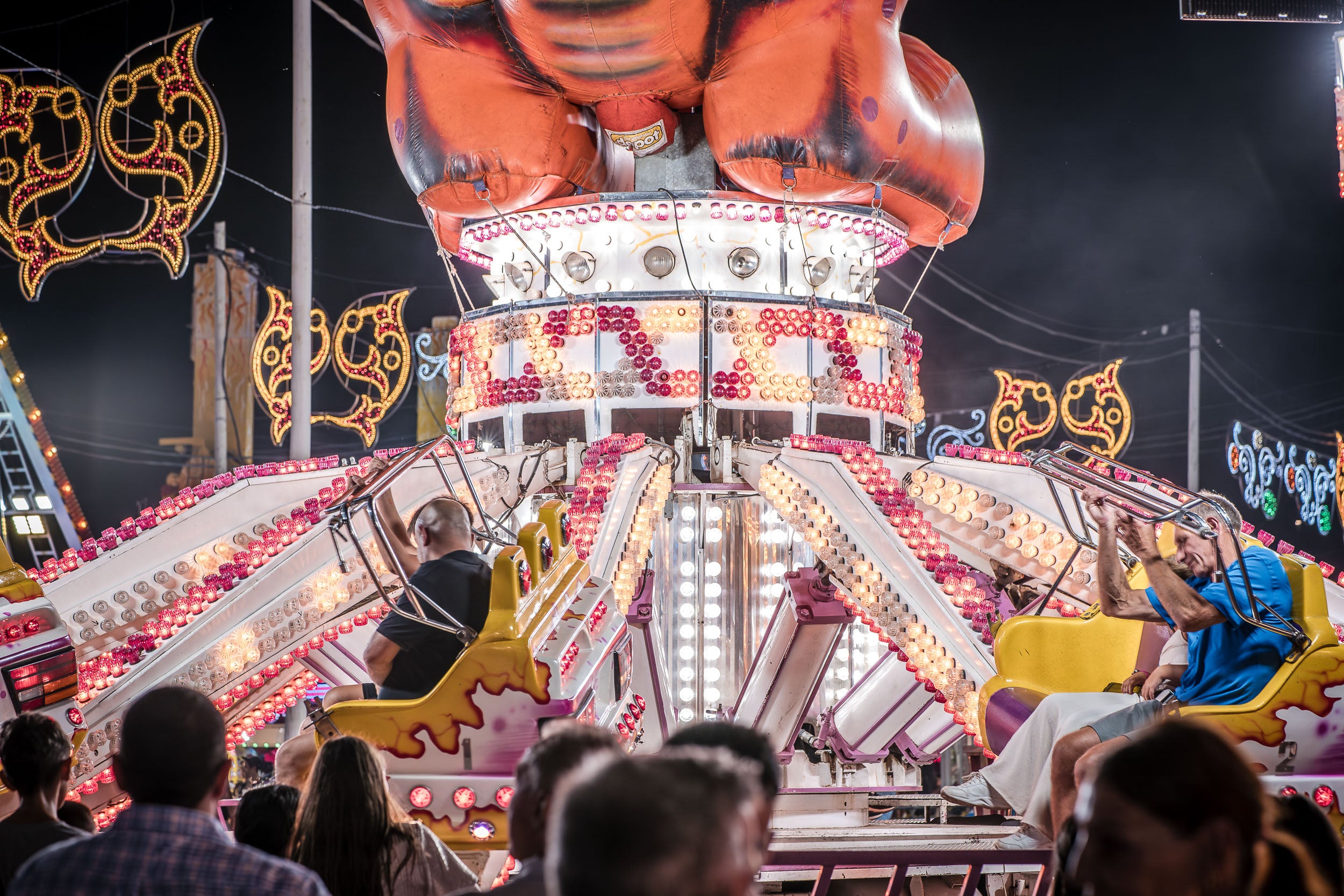 FOTOS | El alumbrado ilumina la Feria de Mérida