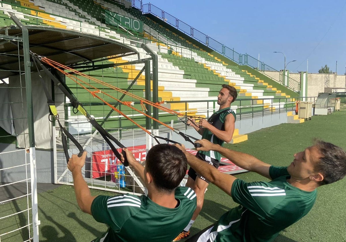 Entrenamiento del Cacereño en el Príncipe Felipe.