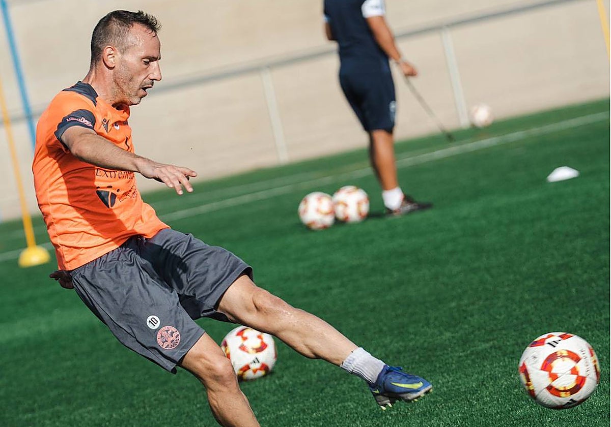 Entrenamiento del Coria.