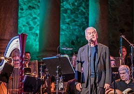 Así fue el concierto de Víctor Manuel en el Teatro Romano
