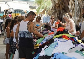 El mercado franco de Vegas del Mocho este verano.