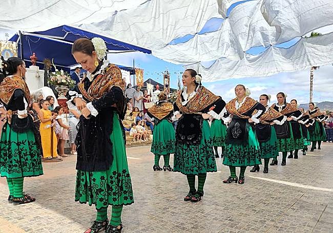El grupo folclórico Albahaca participará como cada año, en la mañana del día 8, en la misa de campaña en Carrión