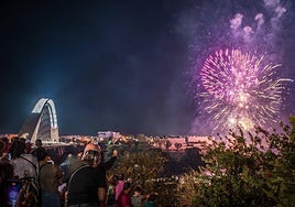 Así fueron los fuegos artificiales que clausuraron la Feria de Mérida