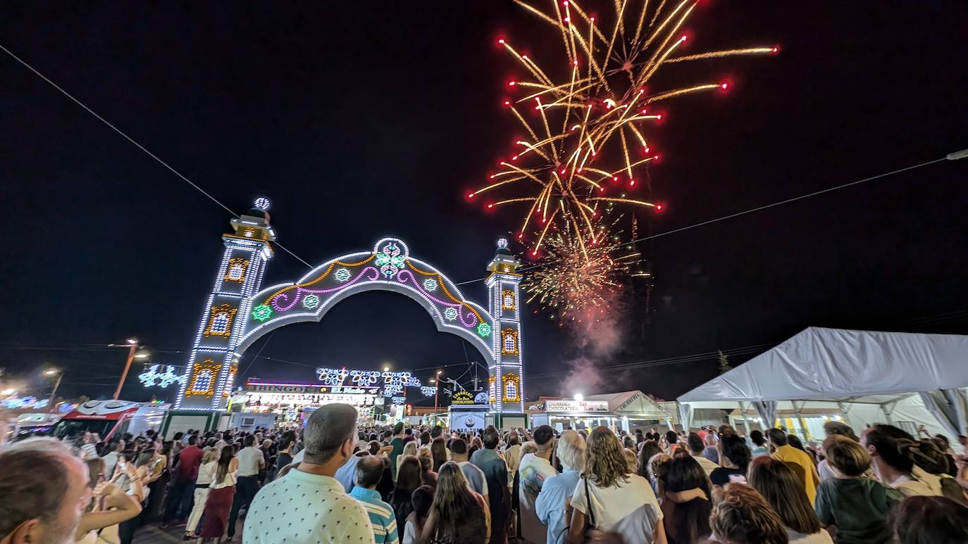 El ferial de Don Benito se enciende para despedir el verano