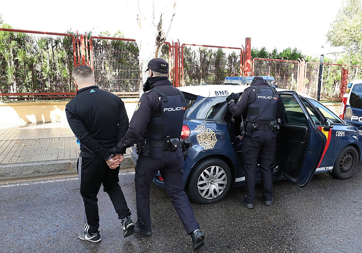 Intervención policial contra la droga en Mérida durante los hechos investigados.