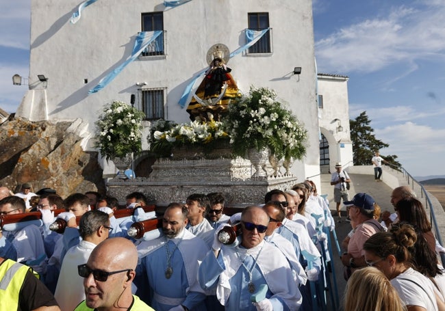 Salida desde el santuario.