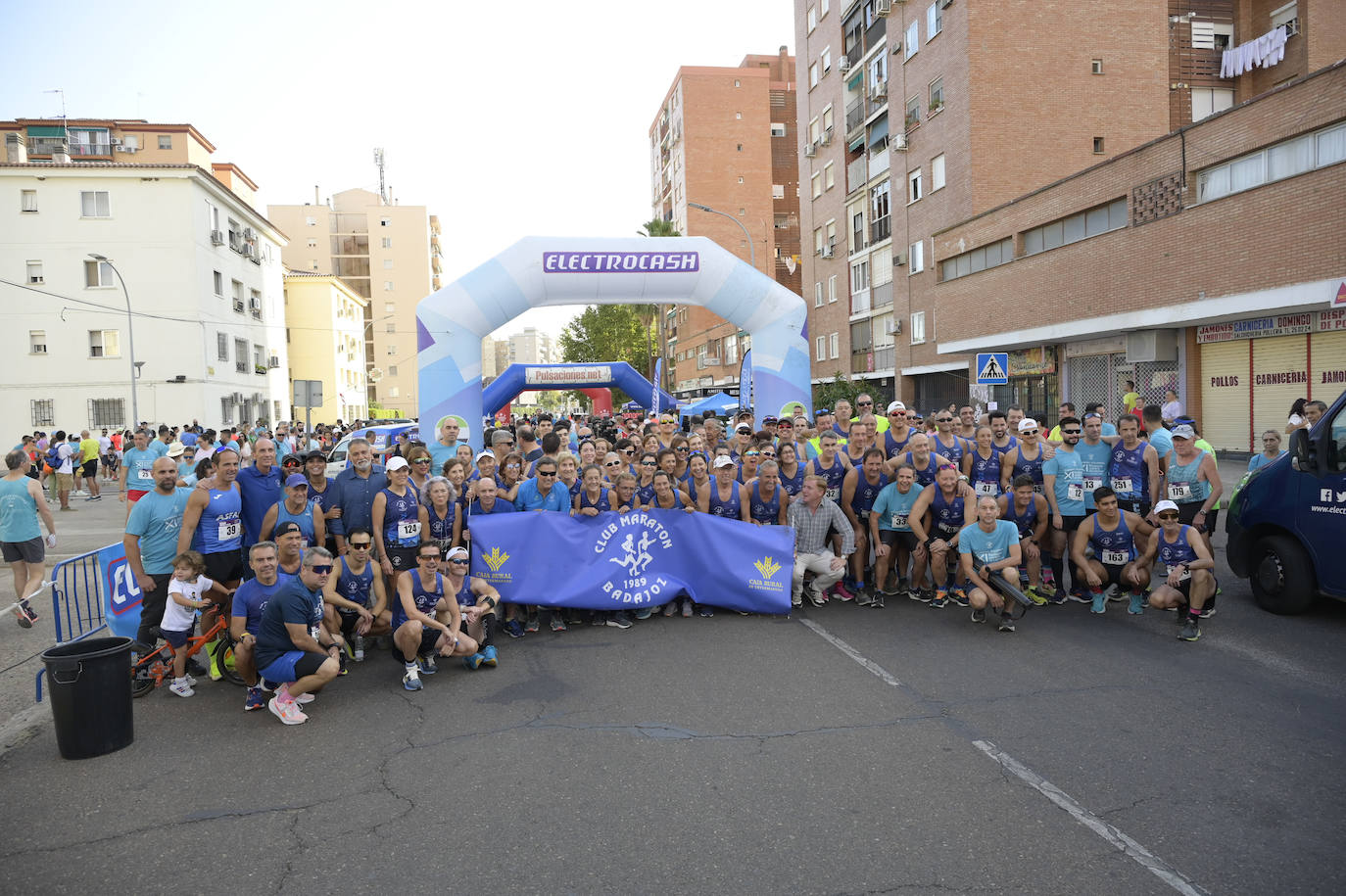 La Carrera Contra el Cáncer de Badajoz, en imágenes (I)