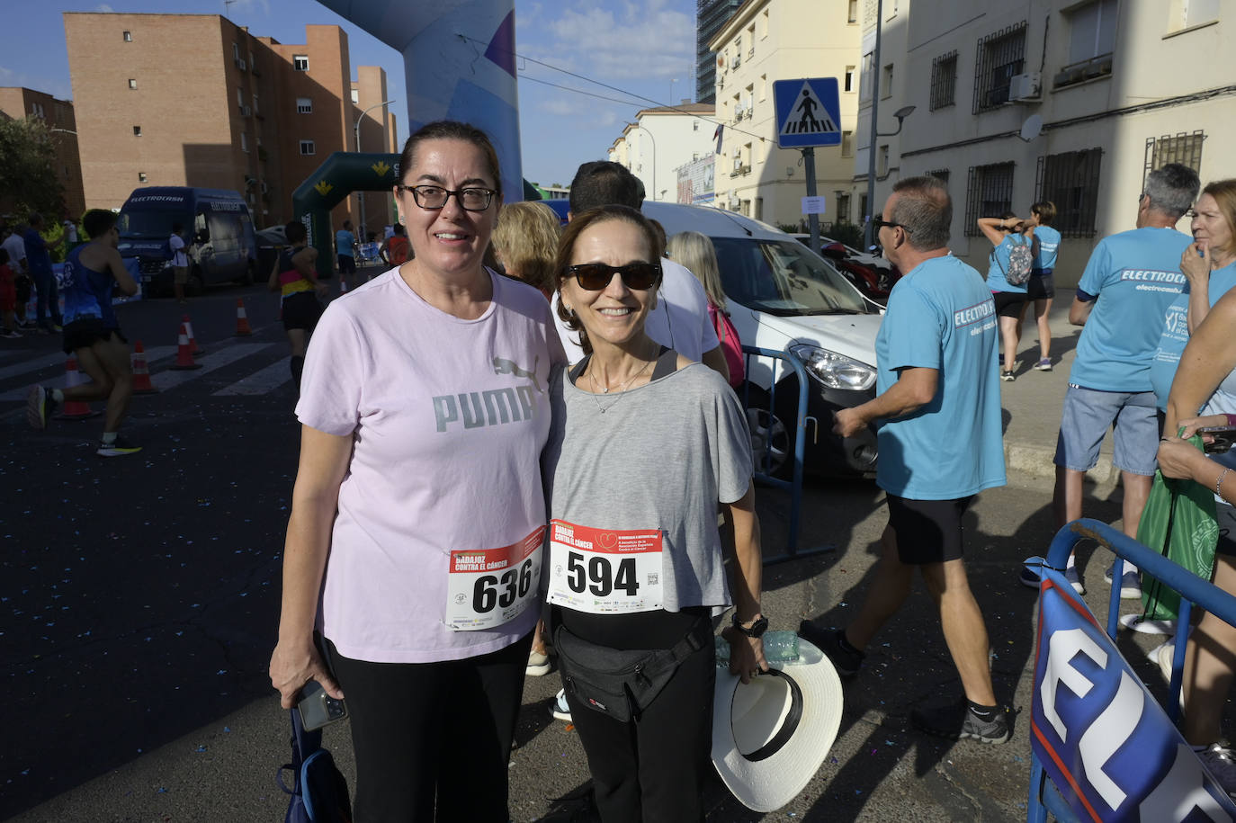 La Carrera Contra el Cáncer de Badajoz, en imágenes (I)