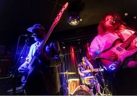 El rock and roll americano de Cordovas llegó el miércoles al club Boogaloo de la calle Hernán Cortés.