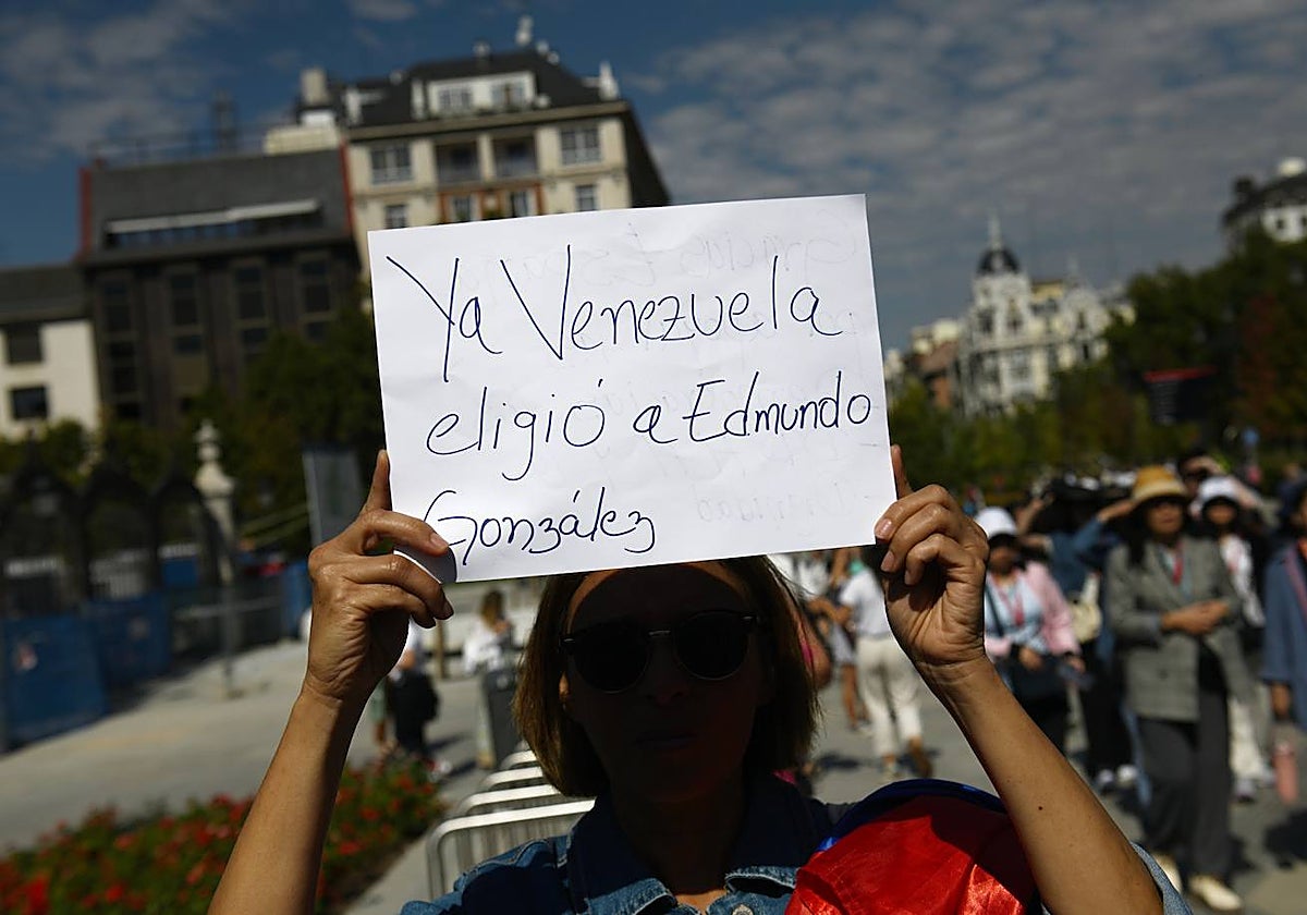 Coacción en la Embajada