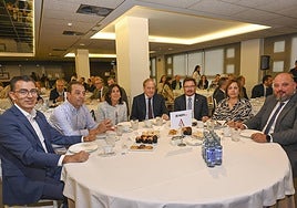 Joaquín Segovia, Guillermo Fernández Vara, María Jesús Almanzor, Álvaro Rodríguez Guitart, Guillermo Santamaría, Mar Domínguez y Manuel Naharro.