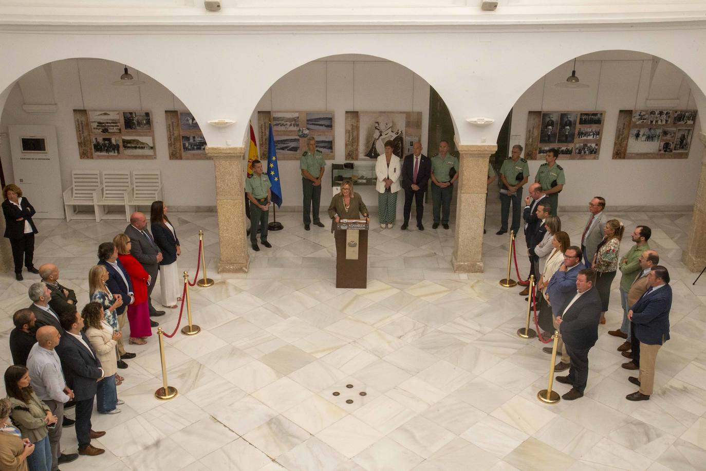 La historia de la Guardia Civil se exhibe en la Asamblea | Fotos