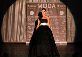 Desfile del certamen de jóvenes diseñadores celebrado el pasado miércoles en Cáceres