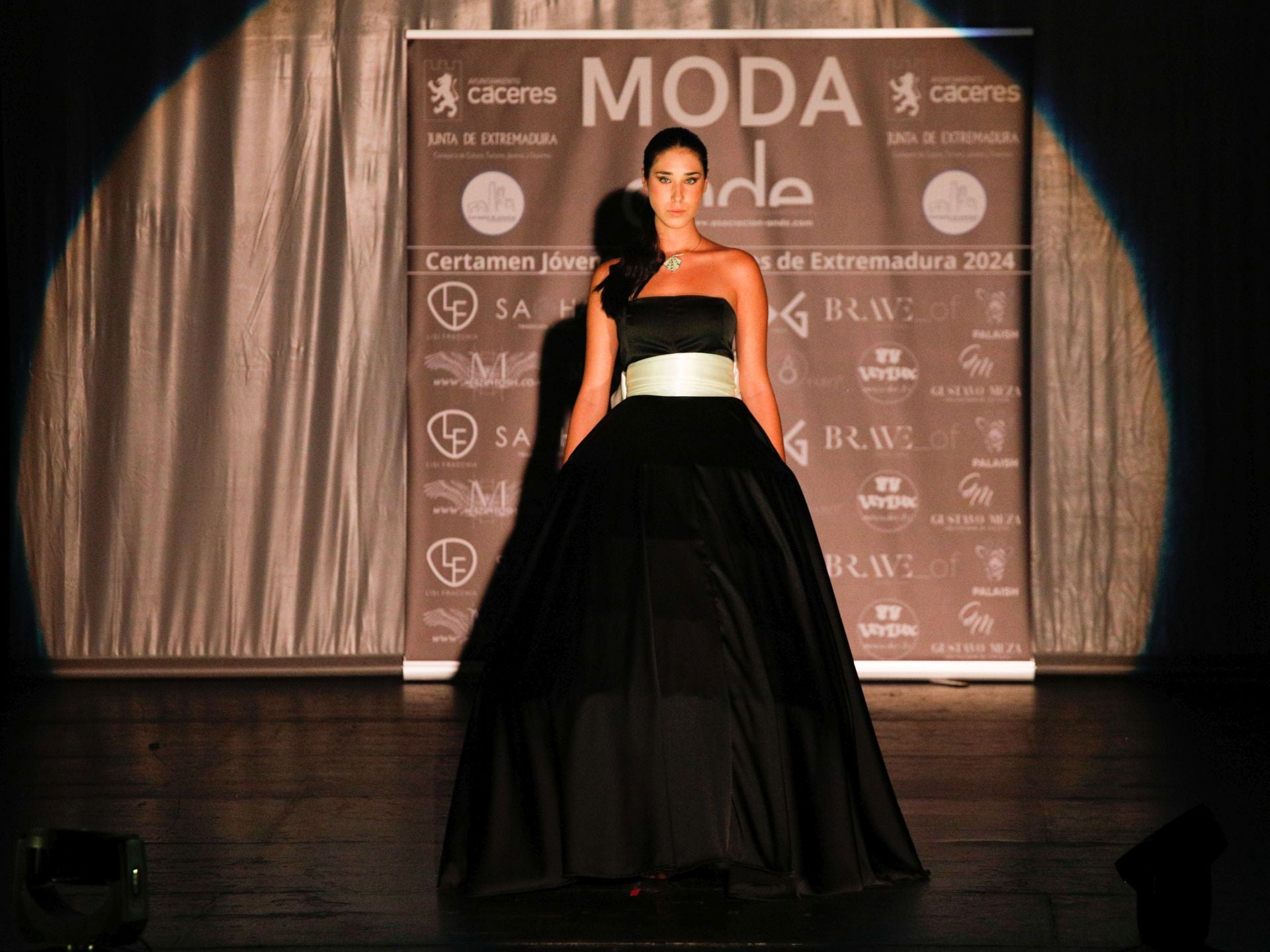 Desfile del certamen de jóvenes diseñadores celebrado el pasado miércoles en Cáceres