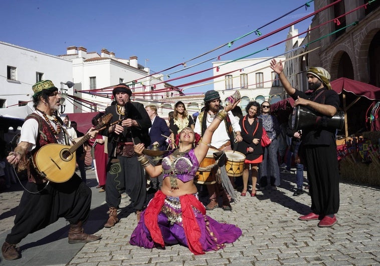 Inauguración este viernes de Almossassa en la Plaza Alta de Badajoz.