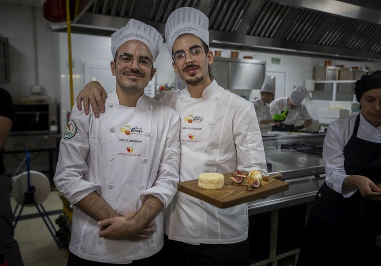 Los hermanos Abel y Juanmi Castaño representarán a Extremadura en el Certamen Nacional de la Federación de Reposteros.