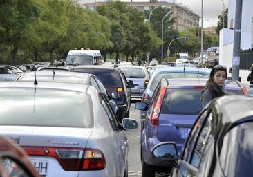 El PSOE de Badajoz reclama una ordenanza sobre patinetes pero el alcalde no la cree necesaria