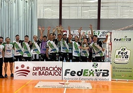El CV Almendralejo tras ganar la Copa de Extremadura el pasado fin de semana.