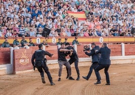 Exhibiciones de ayer en la plaza de toros de Mérida.