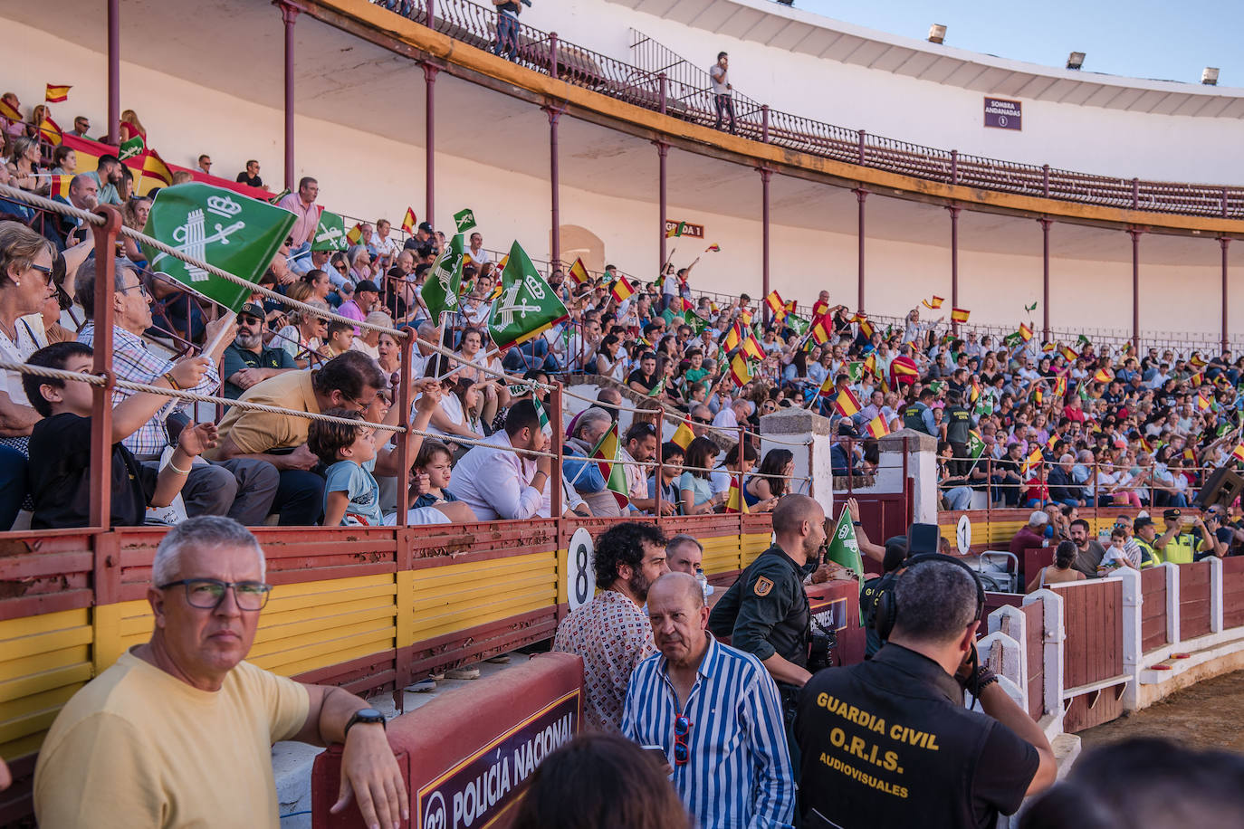 Fotos | Así fue la exhibición de la Guardia Civil en Mérida