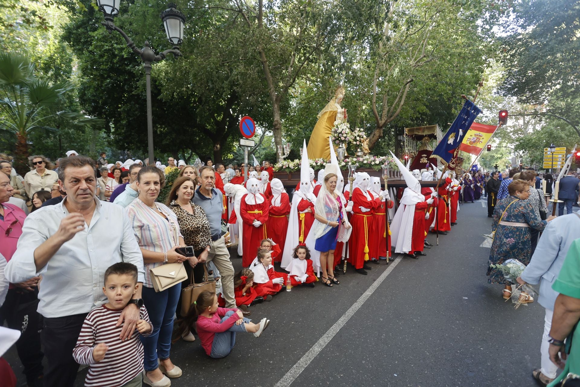 Procesión magna mariana en Cáceres, en imágenes (I)