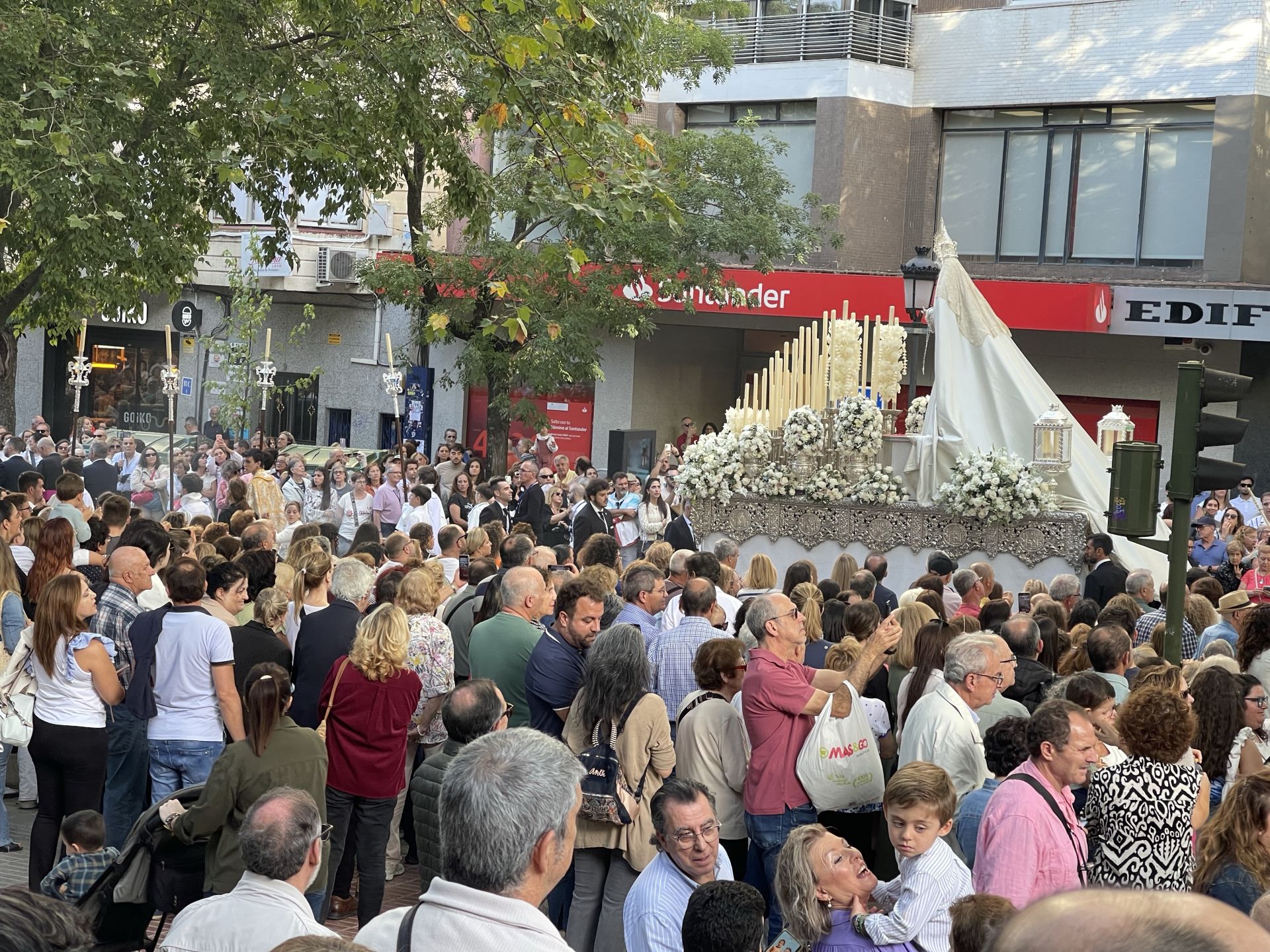 Procesión magna mariana en Cáceres, en imágenes (I)