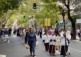 Las primeras tallas han llegado al paseo de Cánovas poco antes de la una y media de esta tarde.