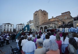Procesión magna mariana en Cáceres, en imágenes (II)