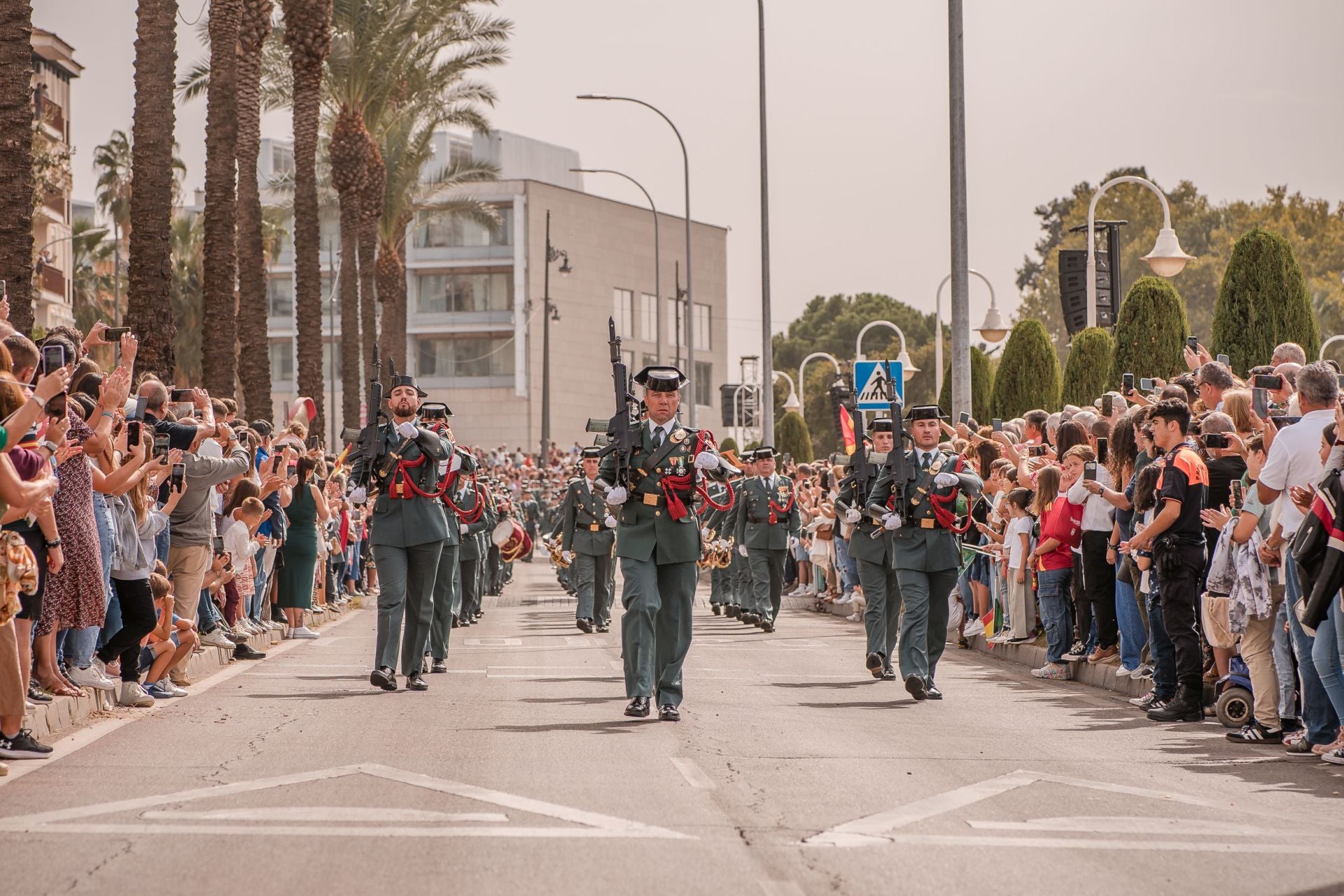 Desfile de la Guardia Civil en Mérida, en imágenes (II)