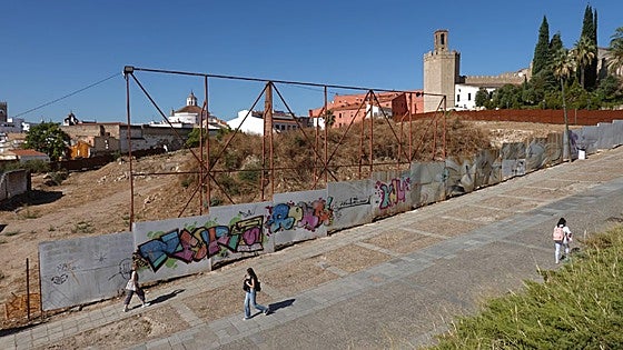 La urbanización del Campillo en Badajoz sigue en punto muerto un año después