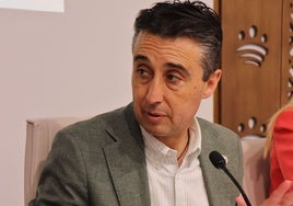 Juan María Delfa: «Entre las prioridades de los vecinos no está el proyecto de fusión con Montijo»