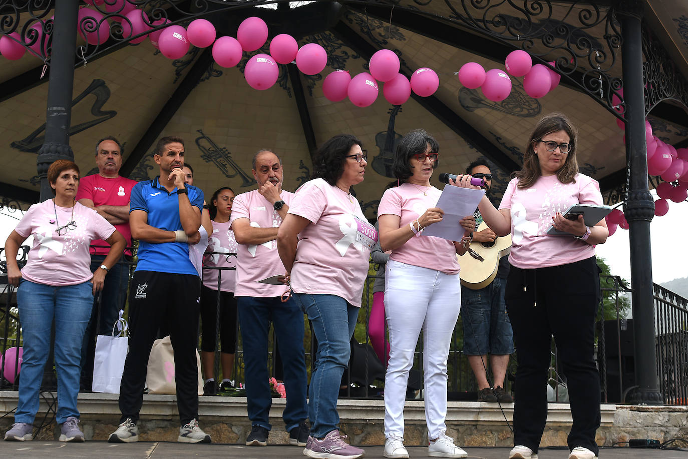 La marcha rosa de Plasencia, en imágenes