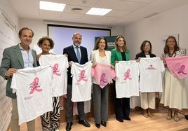 Presentación en Badajoz de la 'masterclass' de zumba que organiza la AECC.