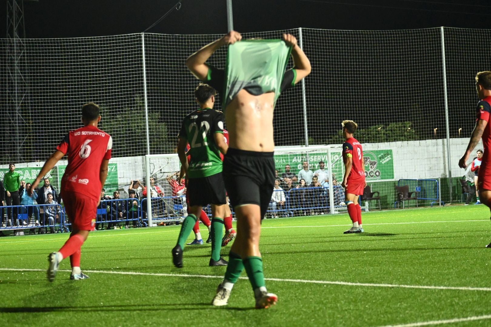 Así se vivió el partido del CD Gévora ante el Playas de Sotavento