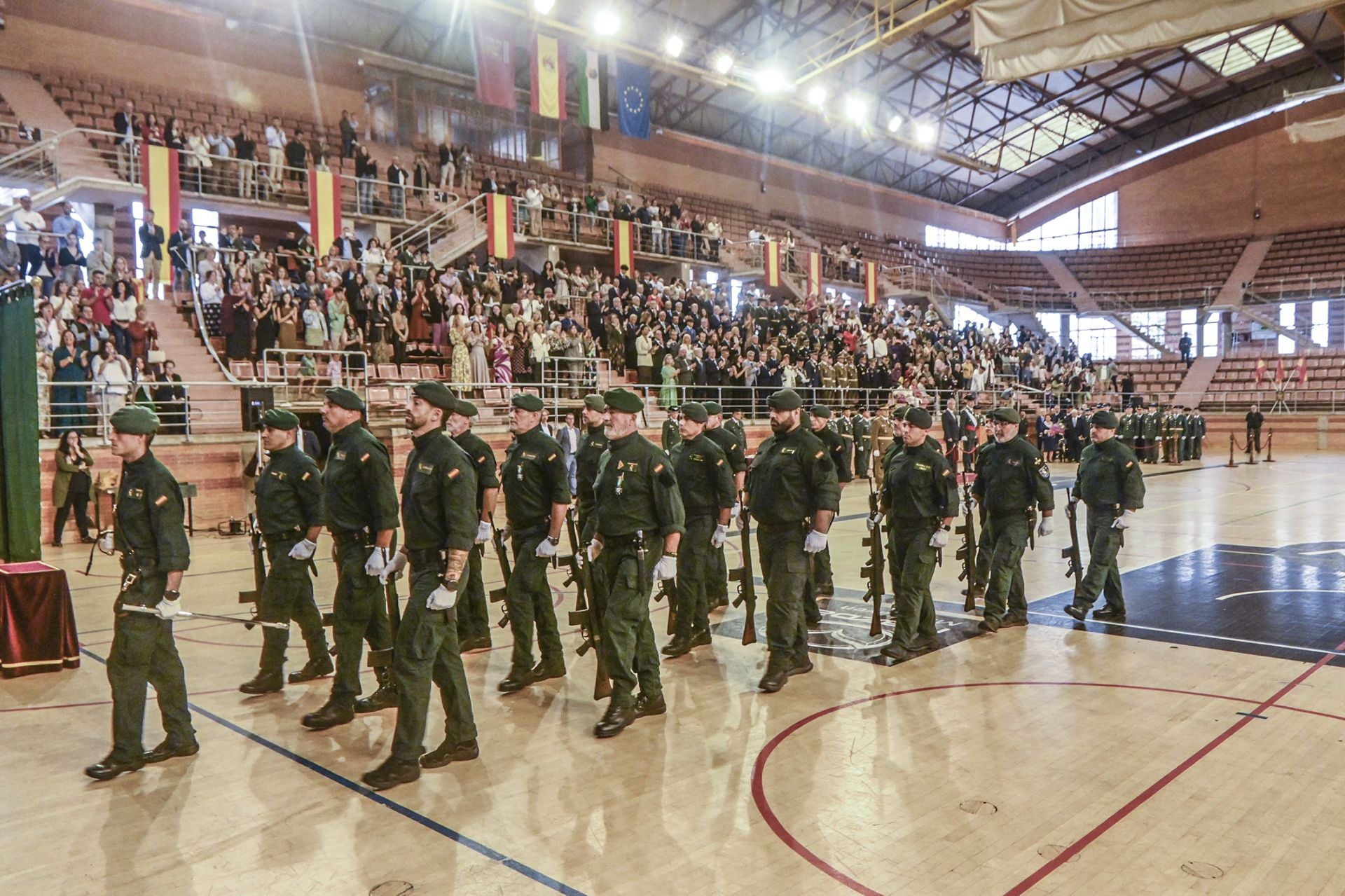 Actos de la Guardia Civil por el 12 de octubre en Badajoz