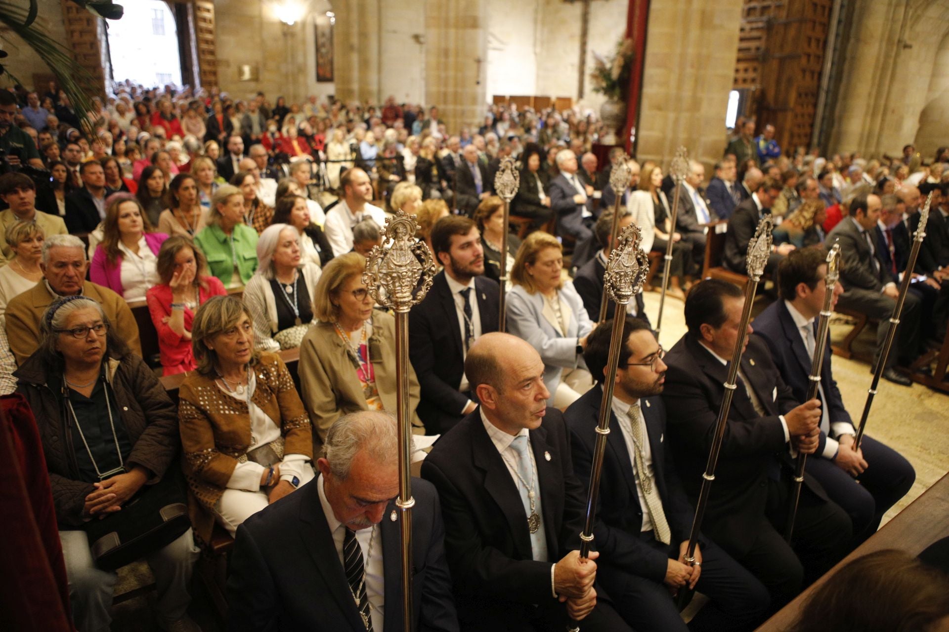 La misa pontifical por el Centenario de la patrona de Cáceres, en imágenes