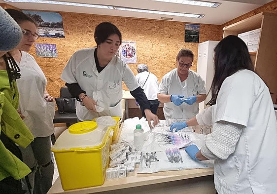 El SES quiere vacunar de la gripe y covid al 75% de mayores y personal sanitario