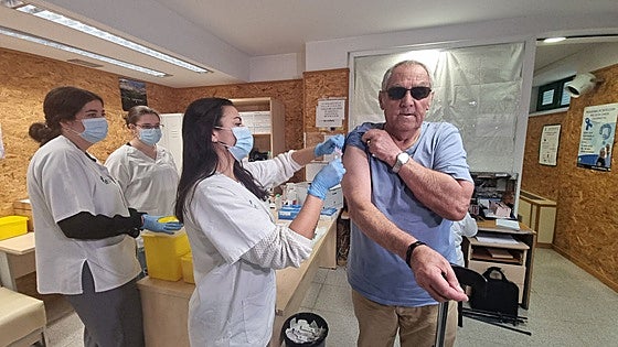 «Todos los años me vacuno. Y desde la pandemia, me pongo la de la covid y la gripe»