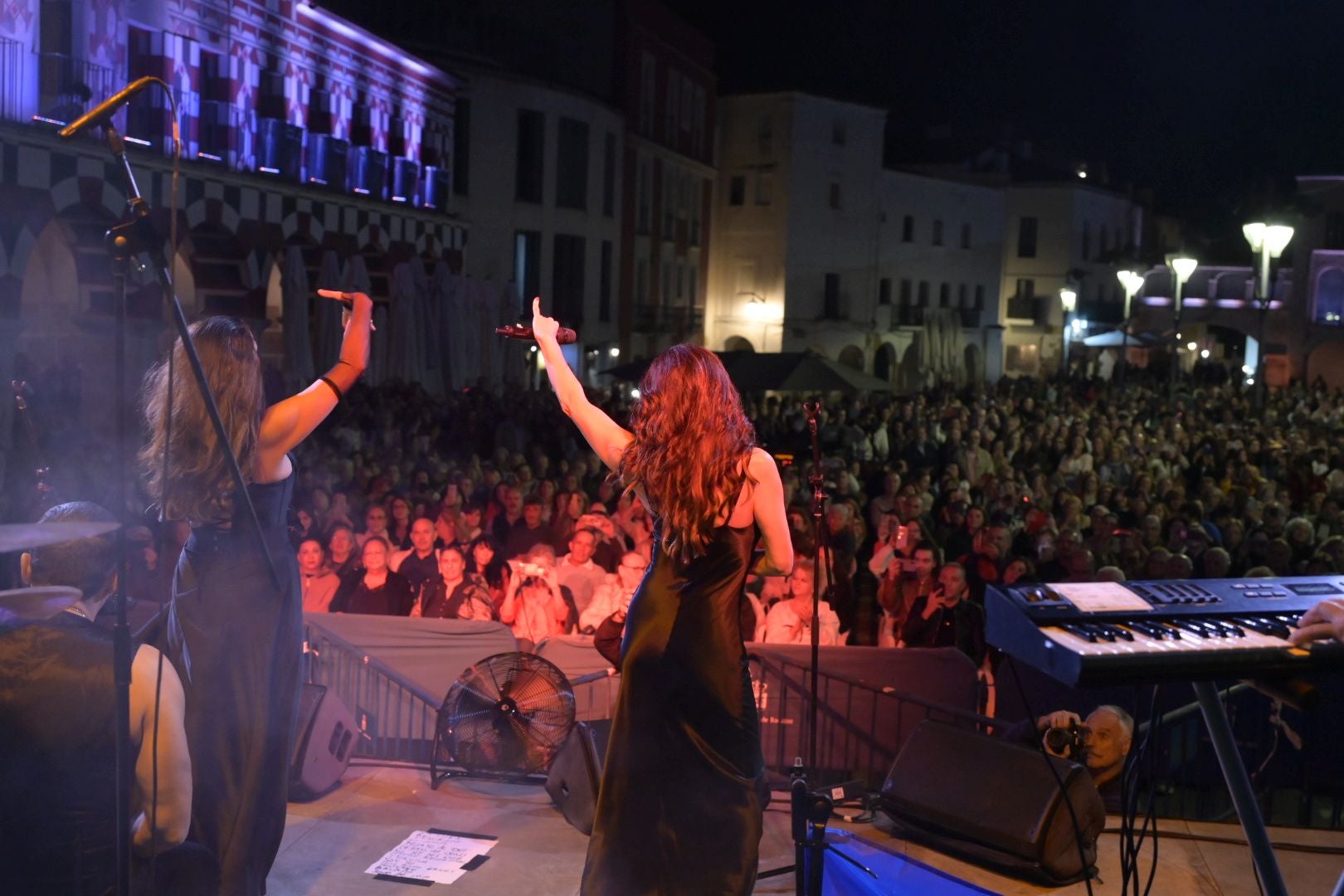 Fotos | Las mejores imágenes del concierto de Azúcar Moreno en Badajoz