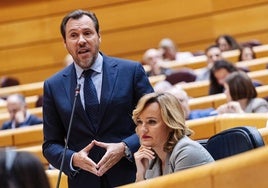 El ministro de Transportes, Óscar Puente, en su intervención en el Senado.