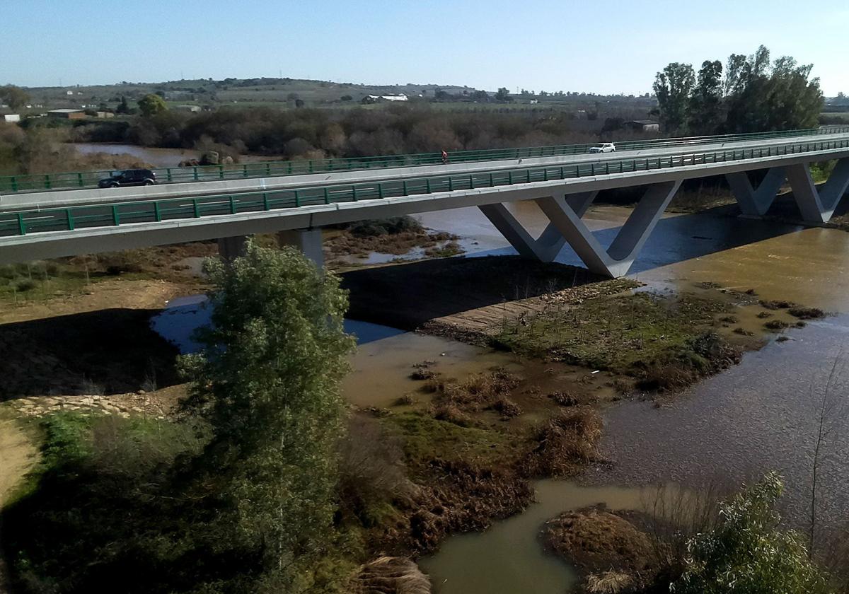 El puente 25 de abril incluido en el tramo 1 de la Ronda Sur, el único que se ha ejecutado.