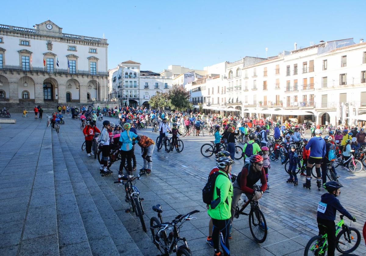 La Fiesta de la Bicicleta de Cáceres, en imágenes (I)