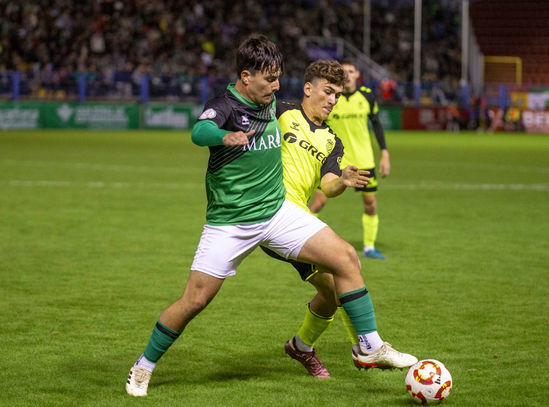 Fotos | El Betis golea al Gévora en el Francisco de la Hera