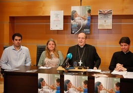 Un momento de la presentación de la memoria económica de la Diócesis de Coria-Cáceres, este martes en la Casa de la Iglesia.