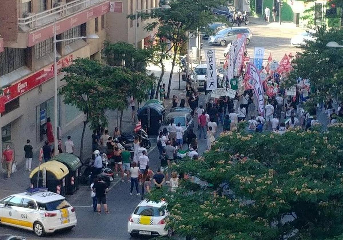 Imagen de archivo de una protesta de los sindicatos en la avenida de Europa de Badajoz.