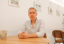 Diego Checa, diseñador madrileño instalado en Cáceres.